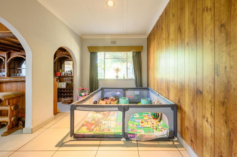 4 Bedroom Property for Sale in Van Der Hoff Park North West